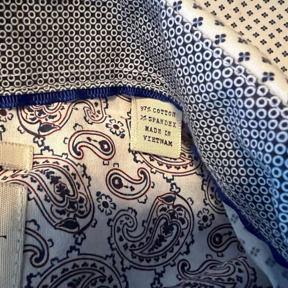 Construct patterned slim fit button down shirt - Picture 4 of 10